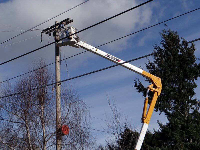 Powerline lone worker